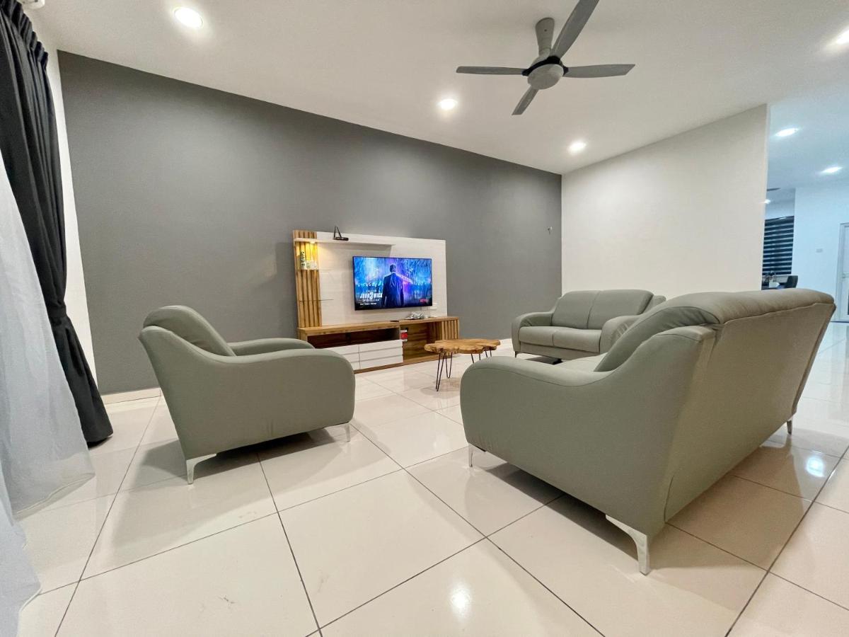 Langkawi Cozy Holiday Home At Taman Simfoni By Zervin Куа Екстериор снимка